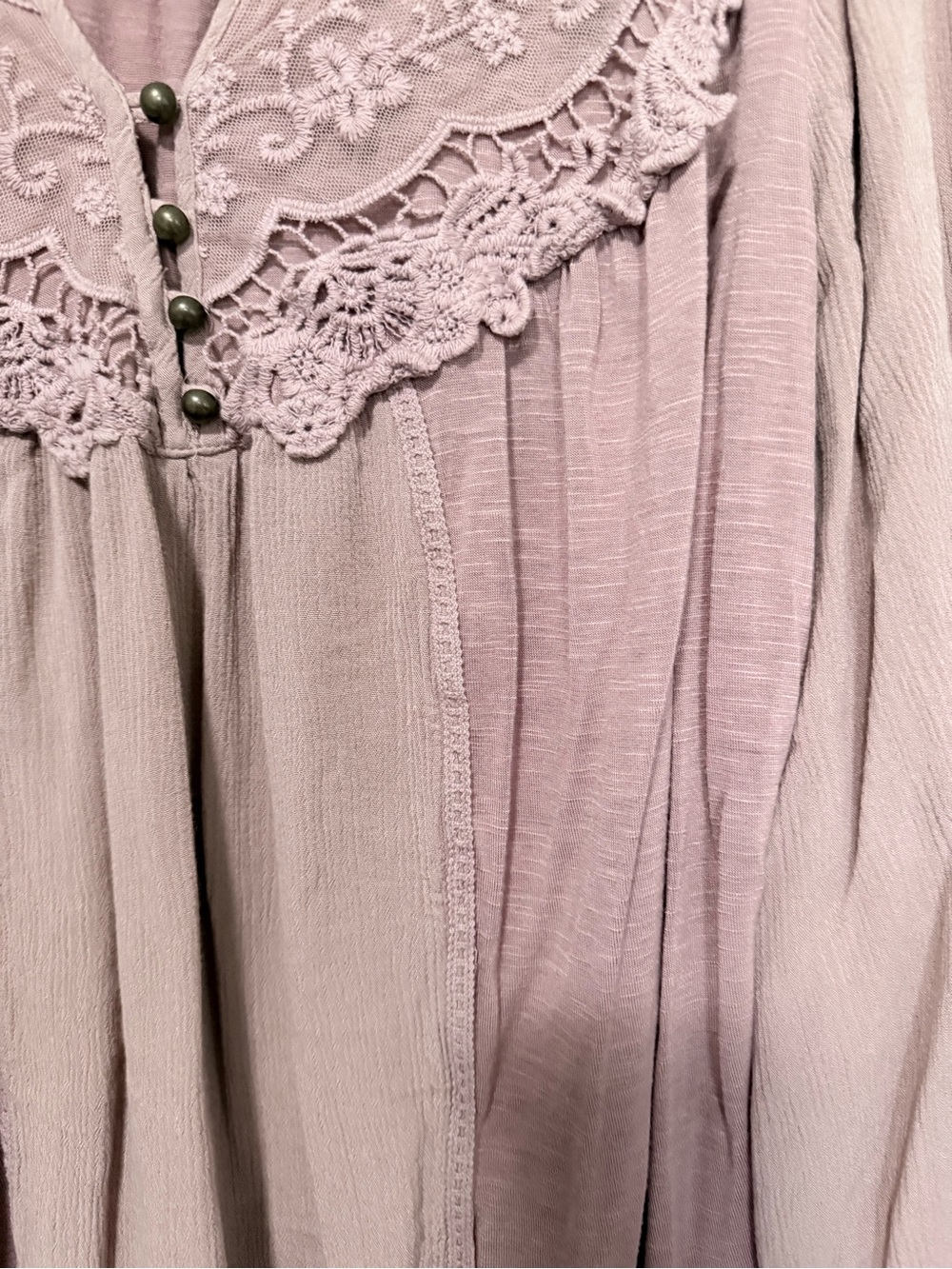 Knox Rose XL  Lace Yoke Blouse in Dusty Mauve - Picture 2 of 7